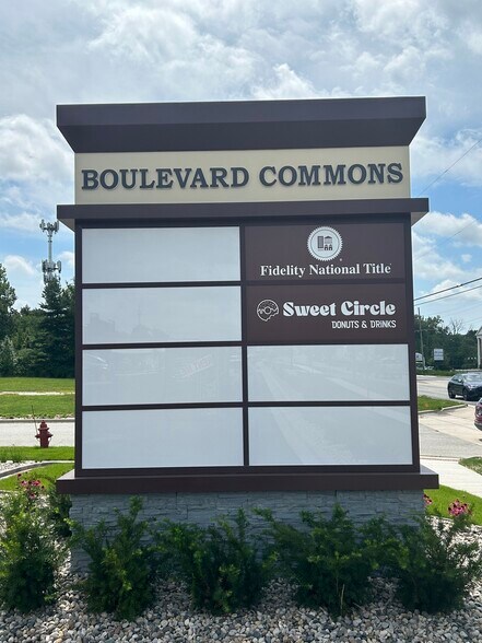 More Photos Of 7725 US Hwy 41, Schererville Storefront Retail Office For Lease