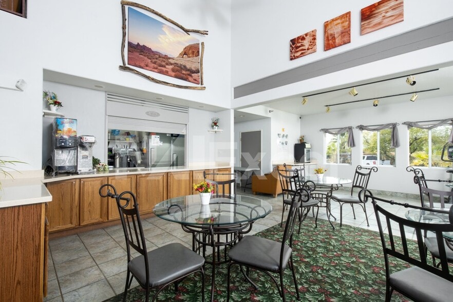 More Photos Of 520 N Moapa Valley Blvd, Overton Hotel For Sale