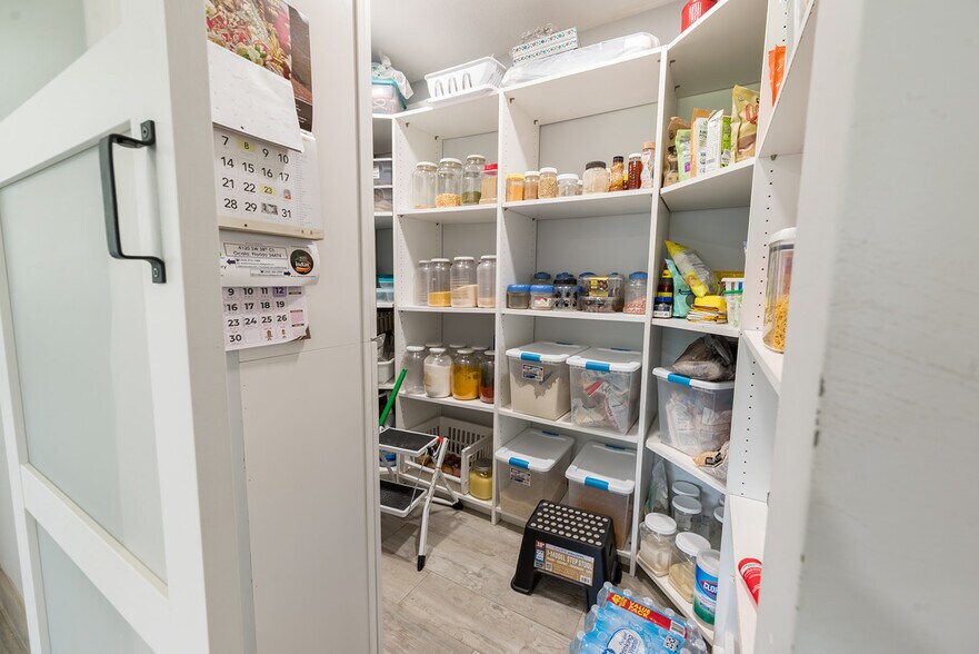 More Photos Of 1757 N Temple Ave, Starke Hotel For Sale