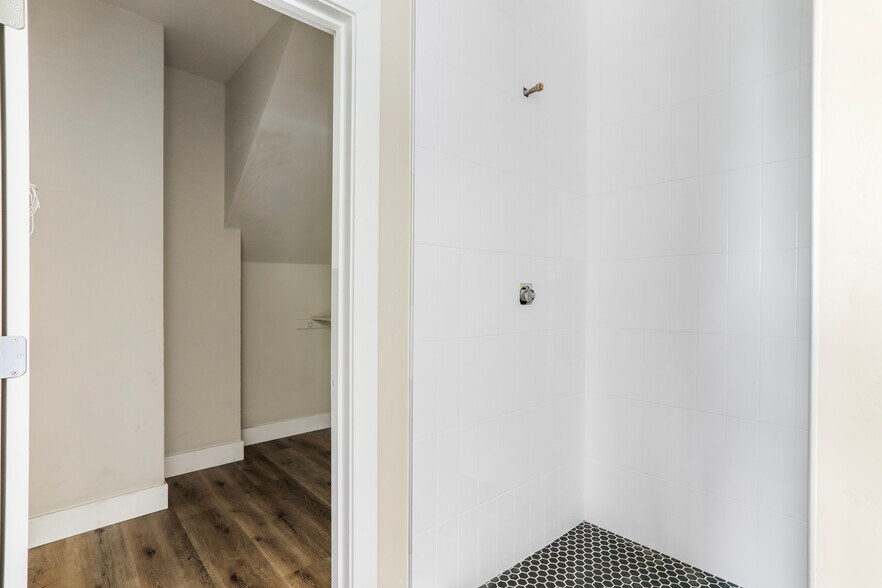 More Photos Of , Sacramento Unknown For Sale