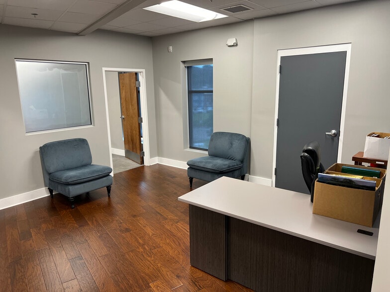 More Photos Of 325 Cherokee Blvd, Chattanooga Loft Creative Space For Lease
