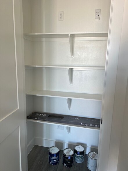 More Photos Of 18924 Kuykendahl Rd, Spring Office For Sale