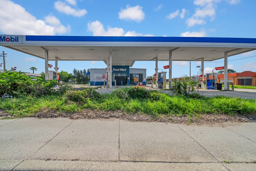 More Photos Of 1200 3rd St SW, Winter Haven Freestanding For Sale