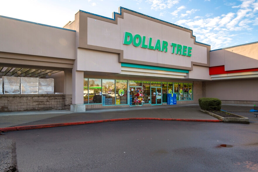 More Photos Of 1733 H St, Blaine General Retail For Sale