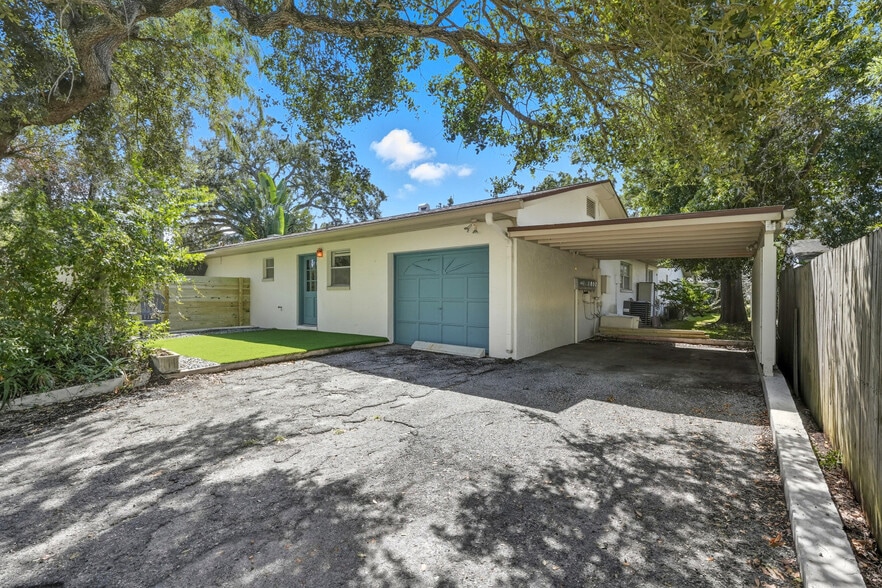 More Photos Of 3960 12th St, Saint Petersburg Apartments For Sale