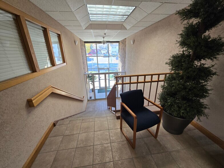 More Photos Of 100 S Spring Ave, Sioux Falls Loft Creative Space For Lease