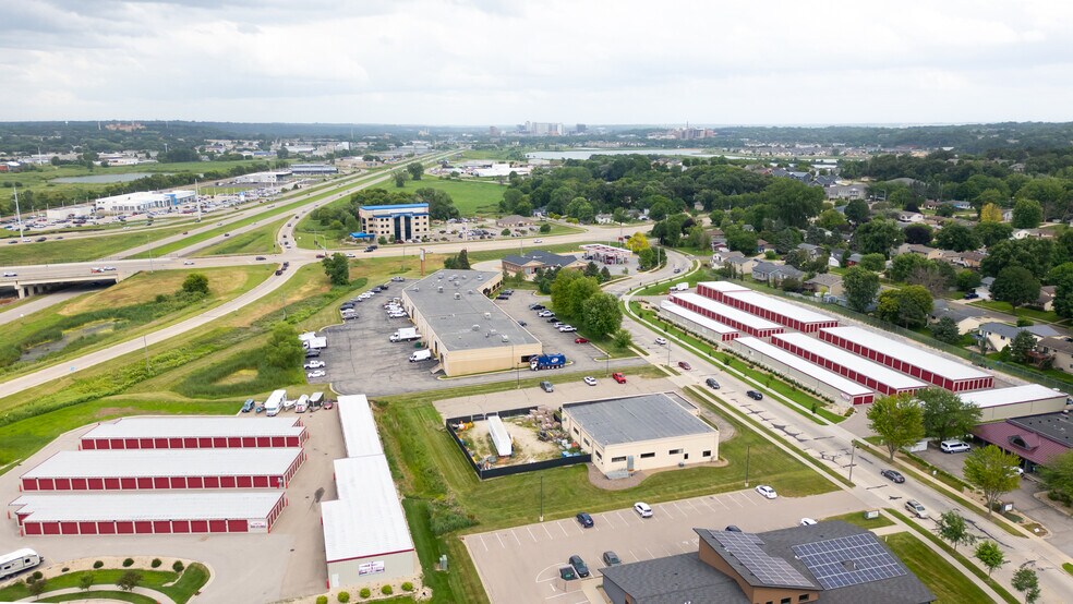 More Photos Of 3555 9th St NW, Rochester Light Manufacturing For Lease