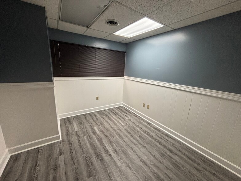 More Photos Of 1798 Montreal Cir, Tucker Office For Sale