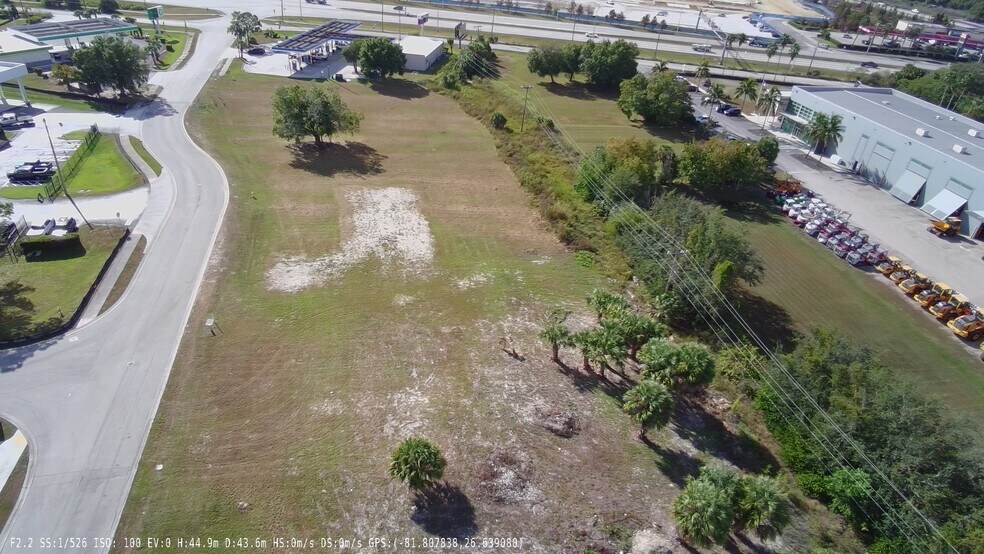 More Photos Of Park 82 Dr, Fort Myers Land For Sale