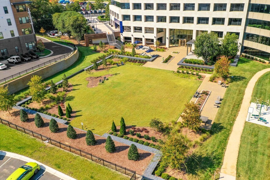 More Photos Of 5511 Capital Center Dr, Raleigh Office For Lease