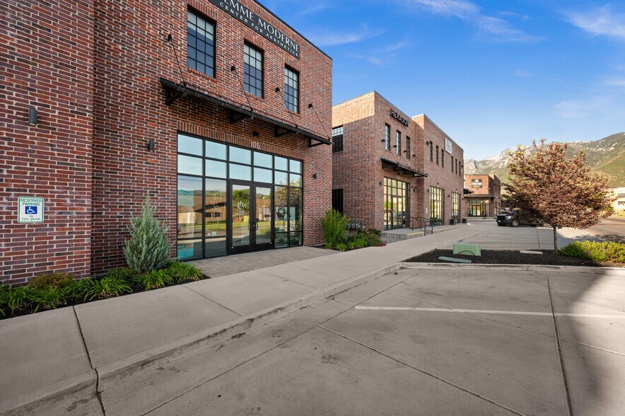 More Photos Of 807 E Pioneer Rd, Draper Office For Lease