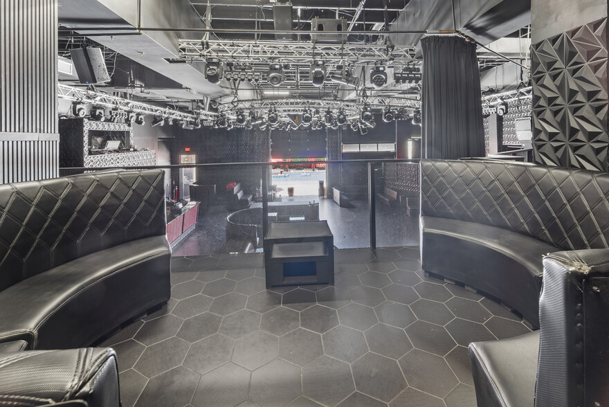 More Photos Of 18326 Tuscany Stone, San Antonio Restaurant For Sale