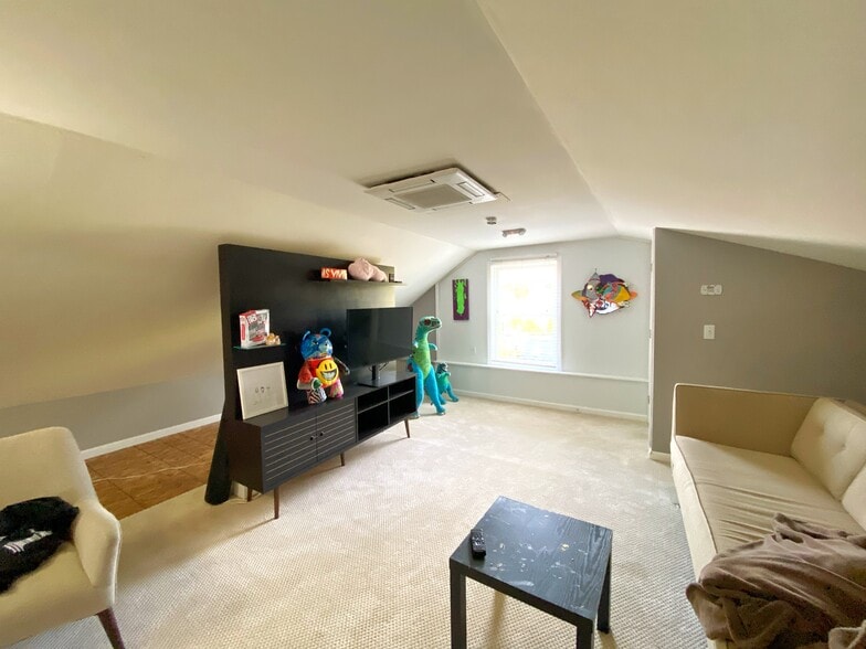 More Photos Of 22 Leonard St, Norwalk Storefront Retail Office For Sale