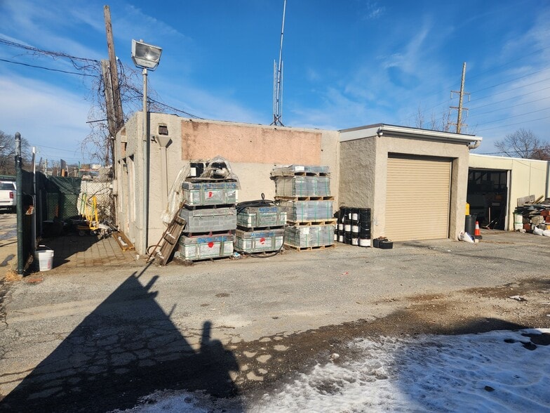 More Photos Of 659 Woodfield Rd, West Hempstead Land For Lease