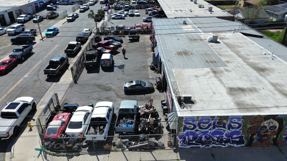 More Photos Of 2376-2396 Cabrera Ave, San Bernardino Service For Sale