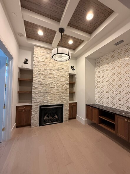 More Photos Of 1561 Lakefront Dr, Lakewood Ranch Unknown For Lease