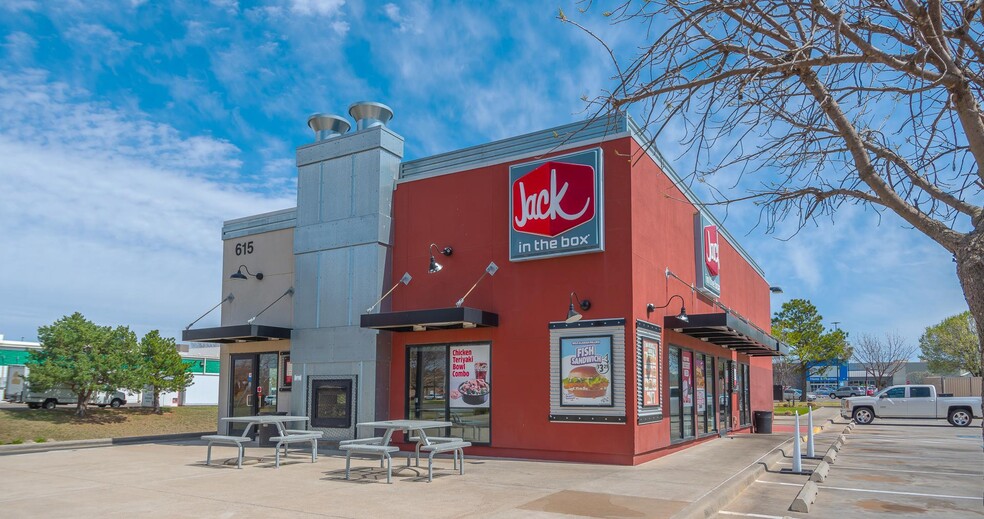 Primary Photo Of 615 12th Ave NE, Norman Fast Food For Sale