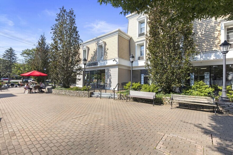 More Photos Of 724 Boston Post Rd, Madison General Retail For Lease