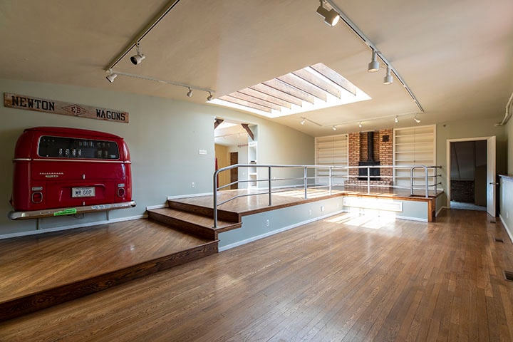 More Photos Of 21 N River St, Batavia Unknown For Lease