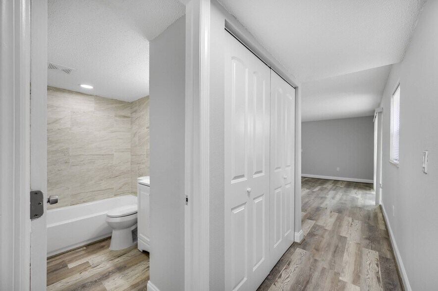 More Photos Of 1295 Santa Rosa Dr, Clearwater Apartments For Sale