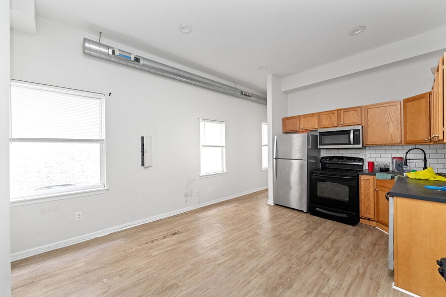 More Photos Of 1305 N 15th St, Philadelphia Apartments For Sale