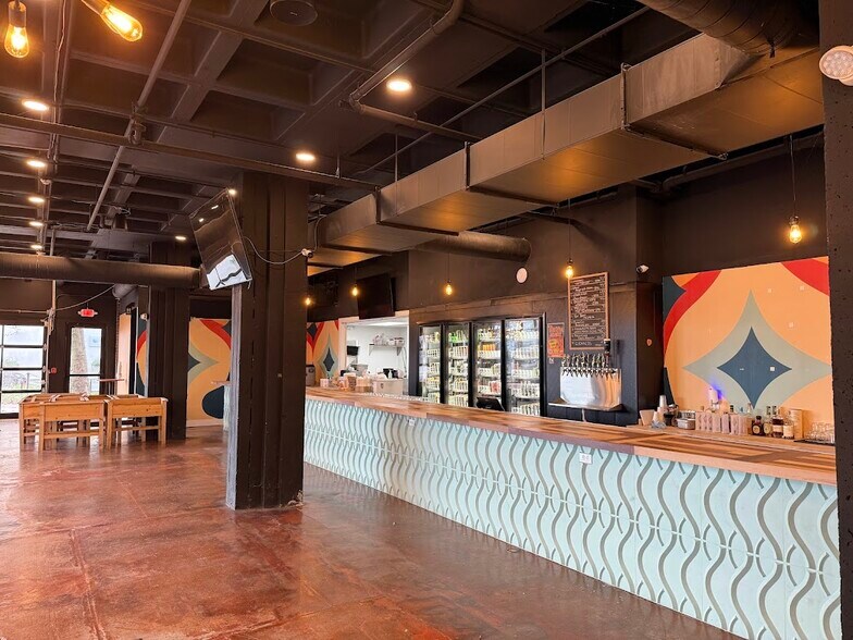 More Photos Of 300 E Washington St, Syracuse Apartments For Lease