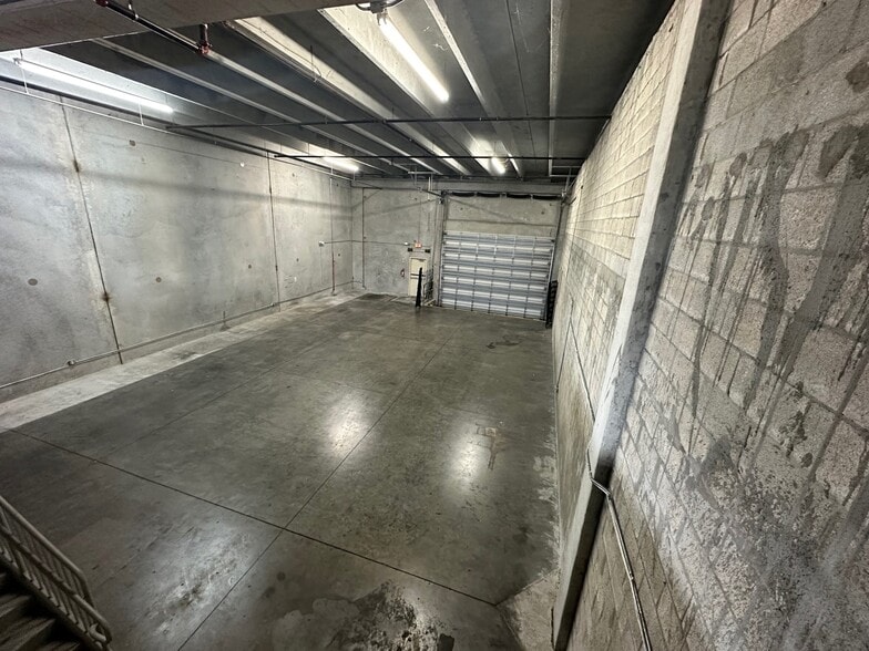 More Photos Of 10800 NW 21st St, Miami Warehouse For Sale