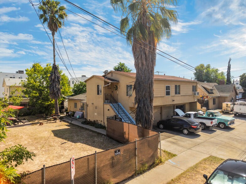 More Photos Of 11234 Hatteras St, North Hollywood Apartments For Sale