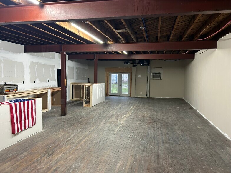 More Photos Of 78 River View Dr, Sutton Storefront Retail Residential For Sale