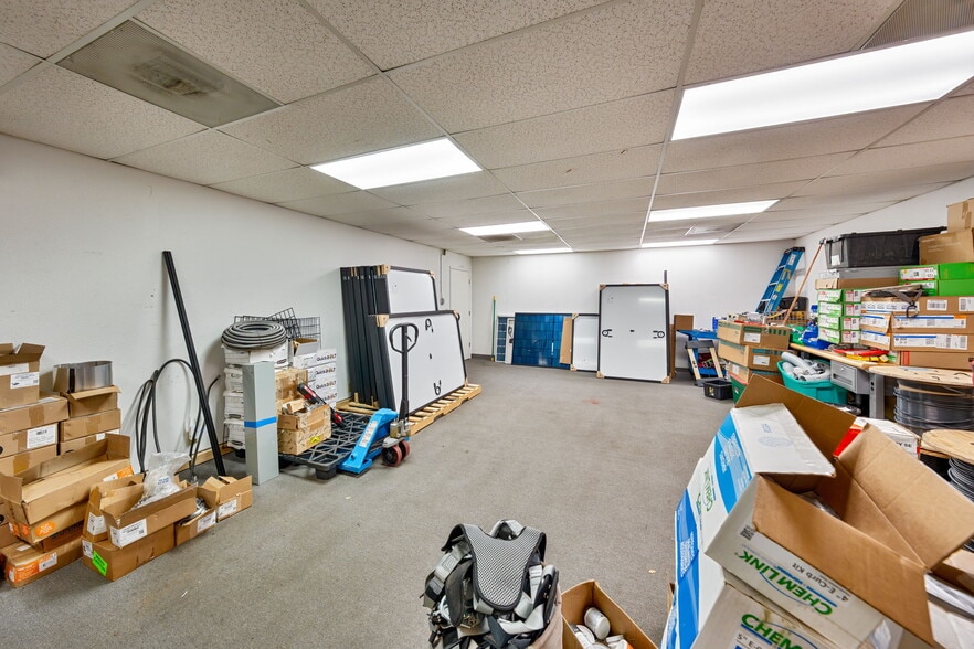 More Photos Of 3298 Monier Cir, Rancho Cordova Warehouse For Sale