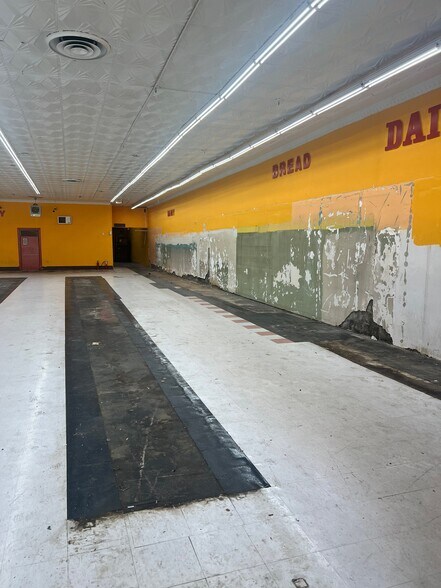 More Photos Of 1109 E Main St, Durham Supermarket For Sale