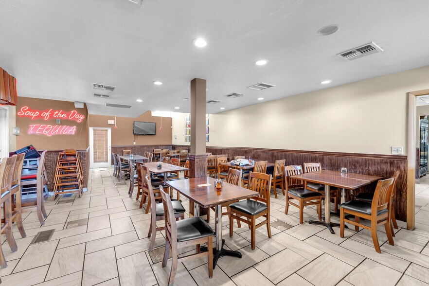 More Photos Of 57173 Sunnyslope Dr, Yucca Valley General Retail For Sale