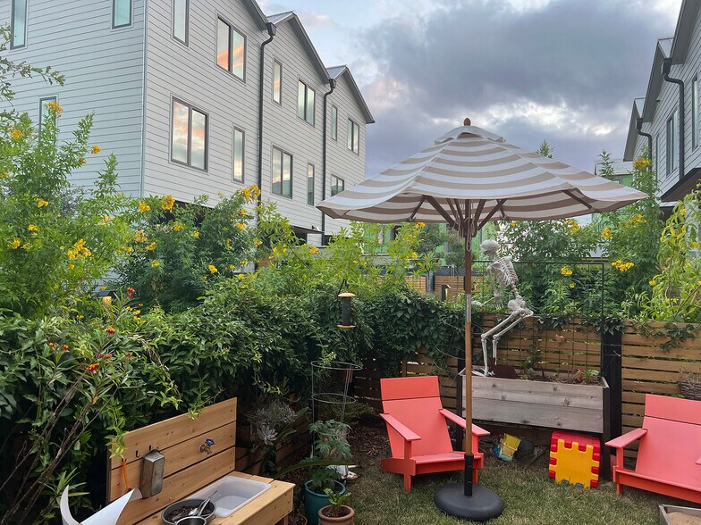 More Photos Of 1911 Dutton Dr, San Marcos Office Residential For Sale