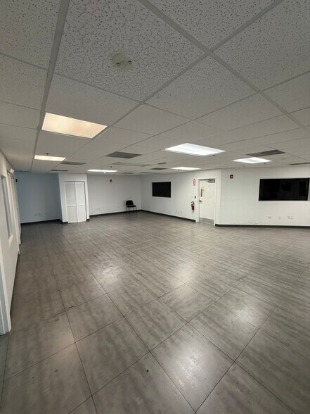 More Photos Of 4445-4461 nw 97 ave, Doral Industrial For Lease