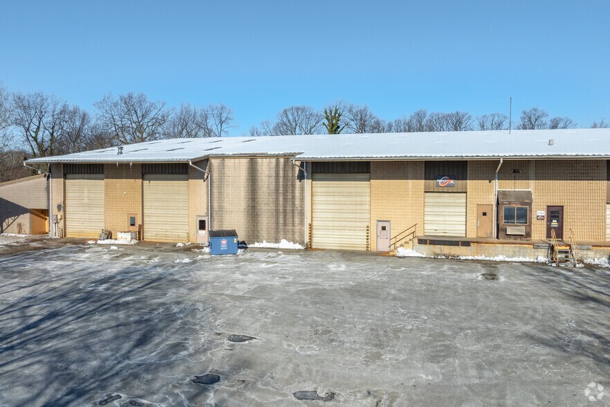 More Photos Of 750 Enterprise Way, Lancaster Manufacturing For Lease