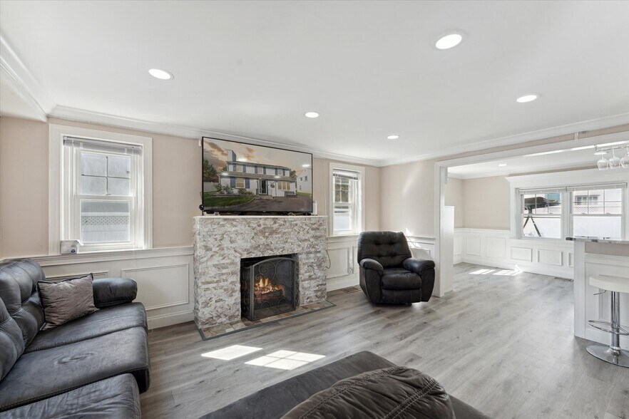 More Photos Of 419 N York Rd, Hatboro Office Residential For Sale