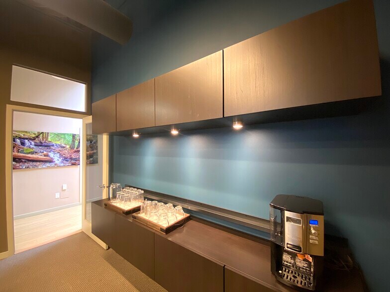 More Photos Of 21900 Westminster Hwy, Richmond Office For Sale