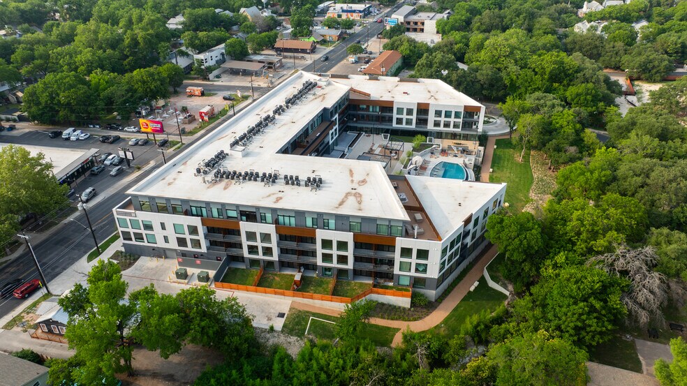 More Photos Of 2209 S First St, Austin Apartments For Sale
