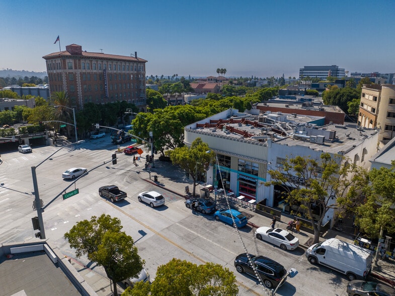 More Photos Of 3847 Main St, Culver City Storefront Retail Office For Sale