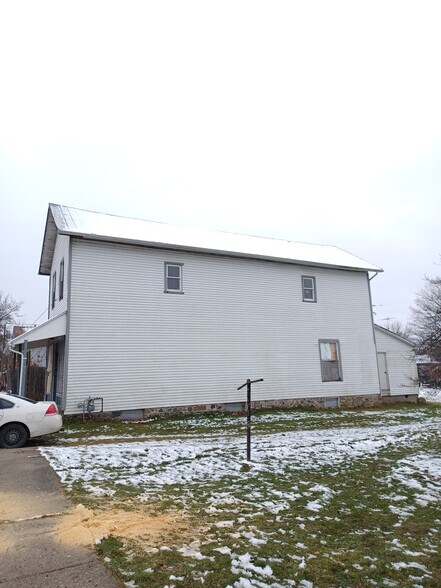 More Photos Of 112 N Michigan St, Montgomery General Retail For Sale