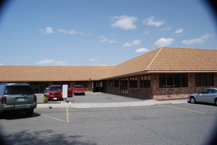 Primary Photo Of 100 N Fruitland St, Kennewick Office For Sale