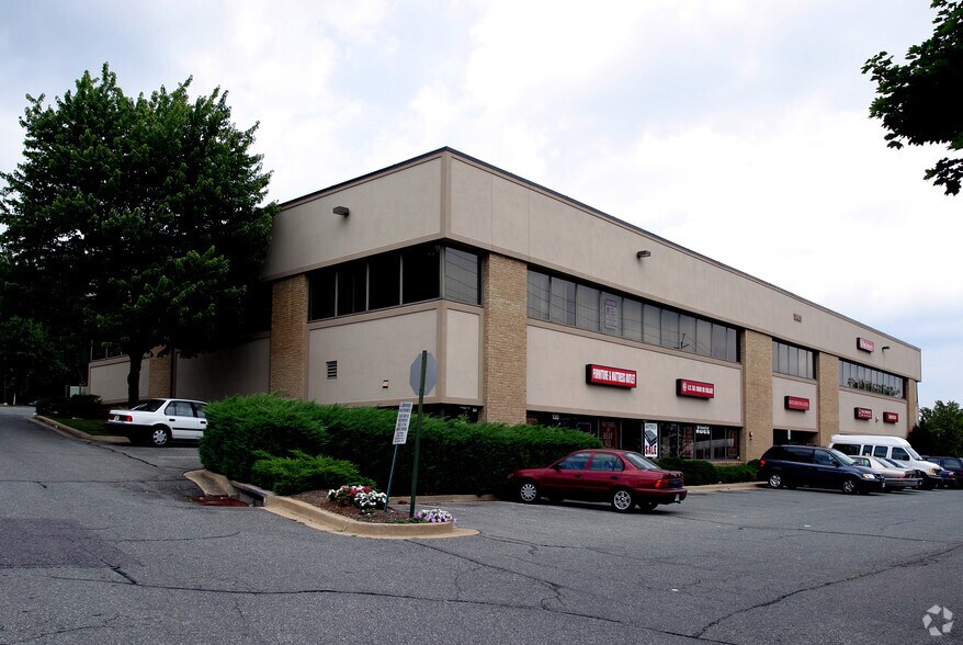 More Photos Of 12401 Middlebrook Rd, Germantown Office For Lease