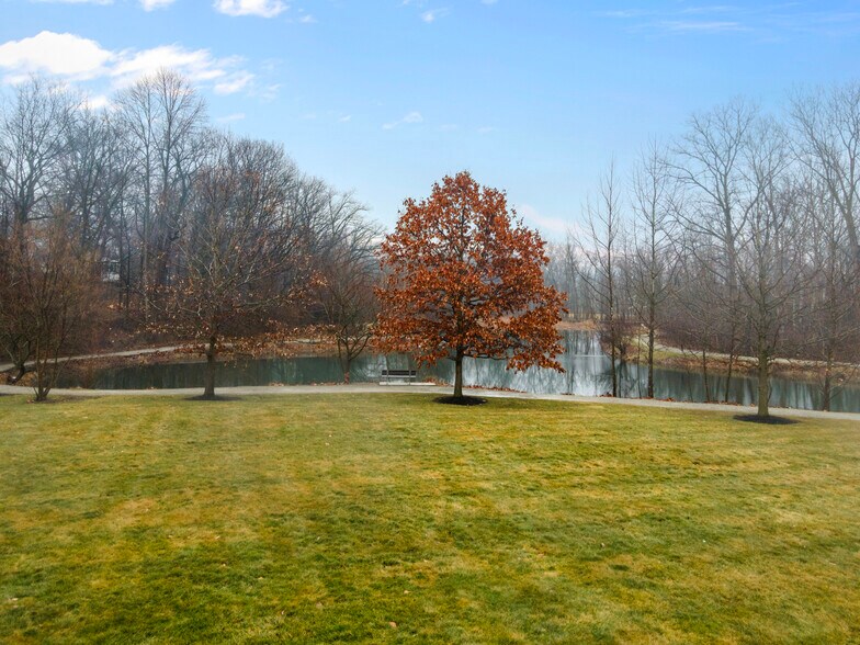 More Photos Of 695 Pro Med Ln, Carmel Office For Sale