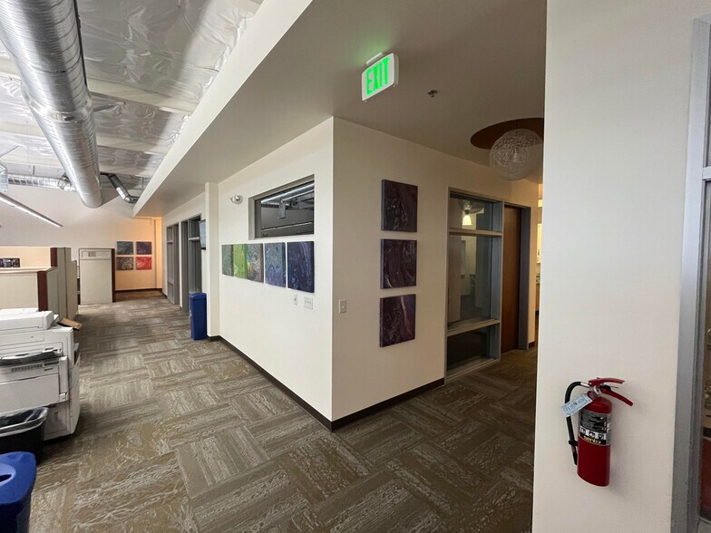 More Photos Of 990 Reserve Dr, Roseville Coworking Space