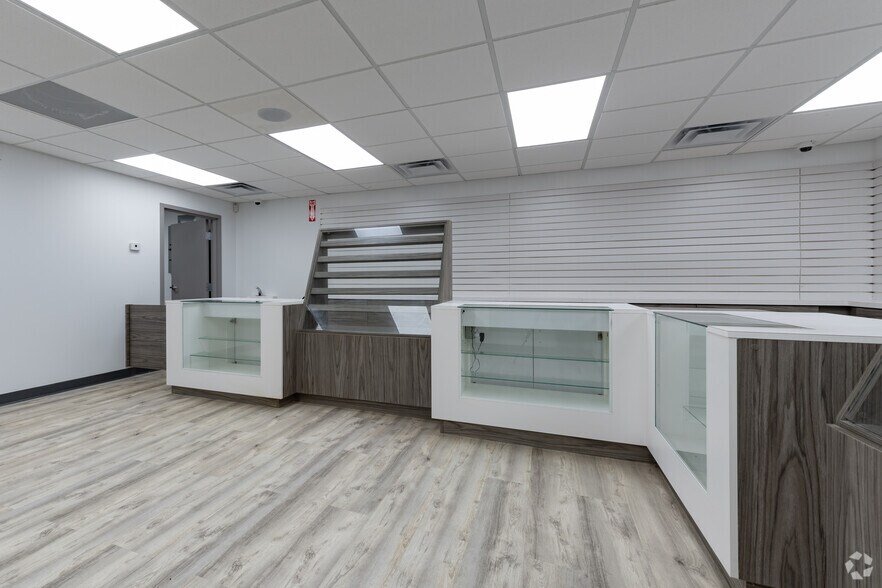 More Photos Of 190 20th St N, Battle Creek Freestanding For Sale