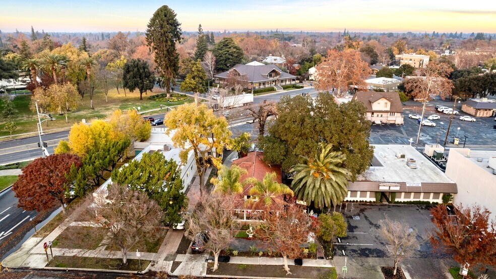 More Photos Of 1126 14th St, Modesto Restaurant For Sale