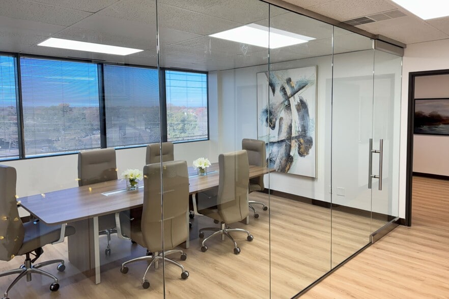 More Photos Of 400 Chisholm Pl, Plano Office For Lease