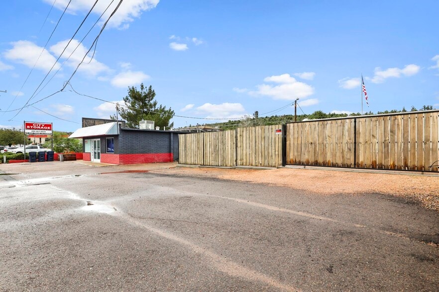 More Photos Of 104 W Phoenix St, Payson Industrial For Sale