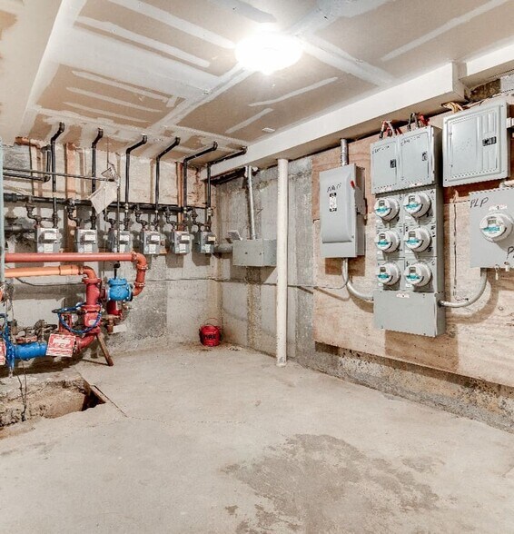 More Photos Of 1-5 Ridgewood Pl, Brooklyn Apartments For Sale