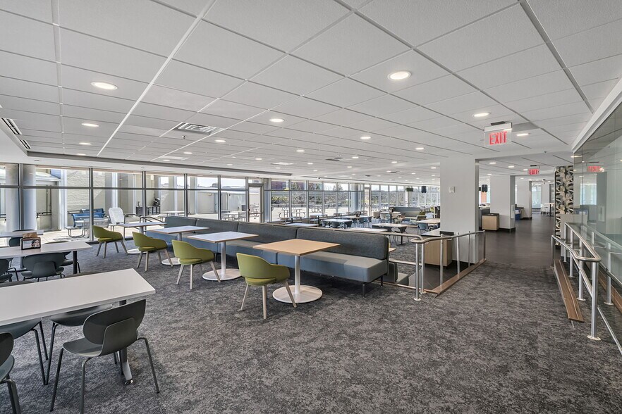More Photos Of 257 W Genesee St, Buffalo Office For Lease